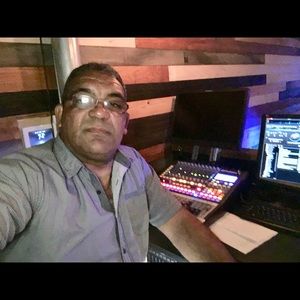 Meet your Posher, Rogelio